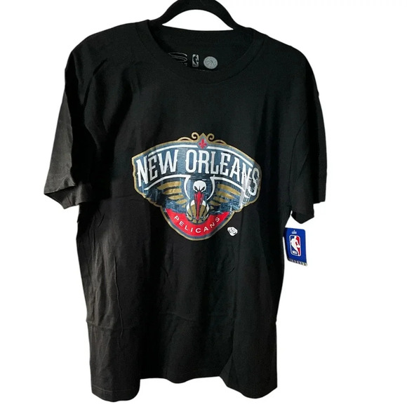 NBA New Orleans Pelicans Stadium Essentials T-Shirt Black Size Medium NWT - Picture 5 of 10